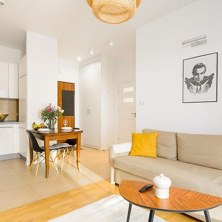 P&O Serviced Apartments Rydygiera Warszawa Exteriör bild